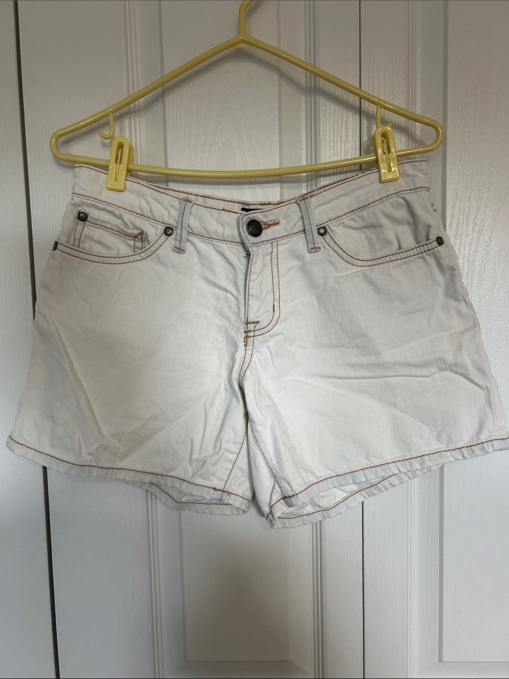 Jessica Simpson White Denim Shorties with Contrast Stitching